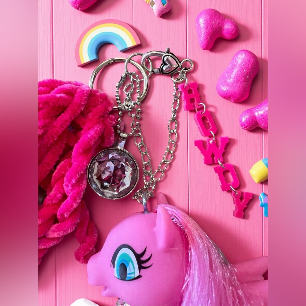 Pink Pony Pegasus Bag Chain - Picture 4 of 17